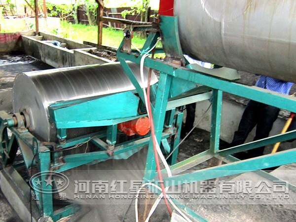 磁選現(xiàn)場(chǎng) 磁選現(xiàn)場(chǎng)