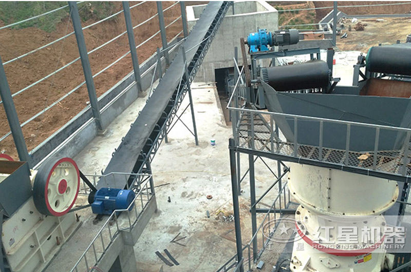 花崗巖干式機(jī)制砂生產(chǎn)線作業(yè)現(xiàn)場(chǎng) 花崗巖干式機(jī)制砂生產(chǎn)線作業(yè)現(xiàn)場(chǎng)