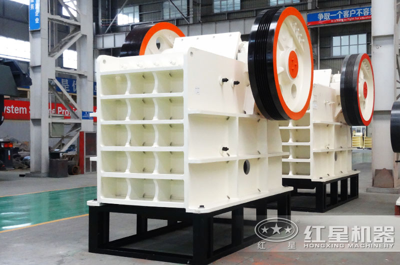 鄂式破碎機產量高達1-2200t/h