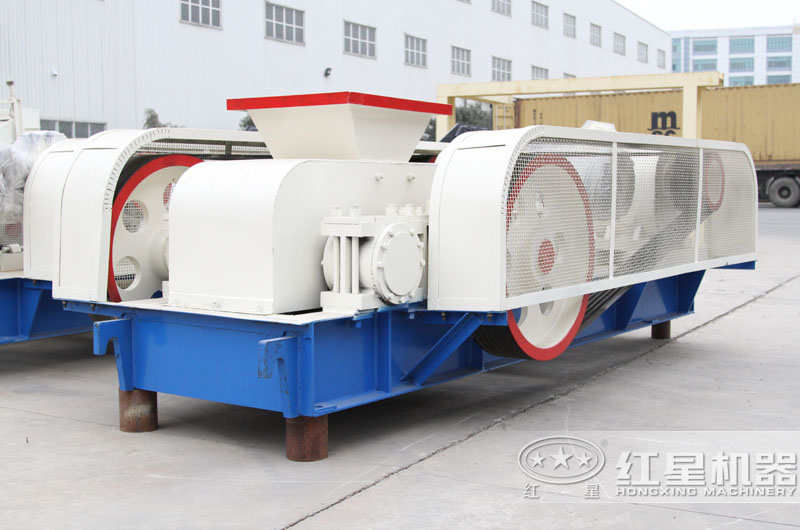 對輥式破碎機:專業(yè)磚塊粉碎 對輥式破碎機:專業(yè)磚塊粉碎