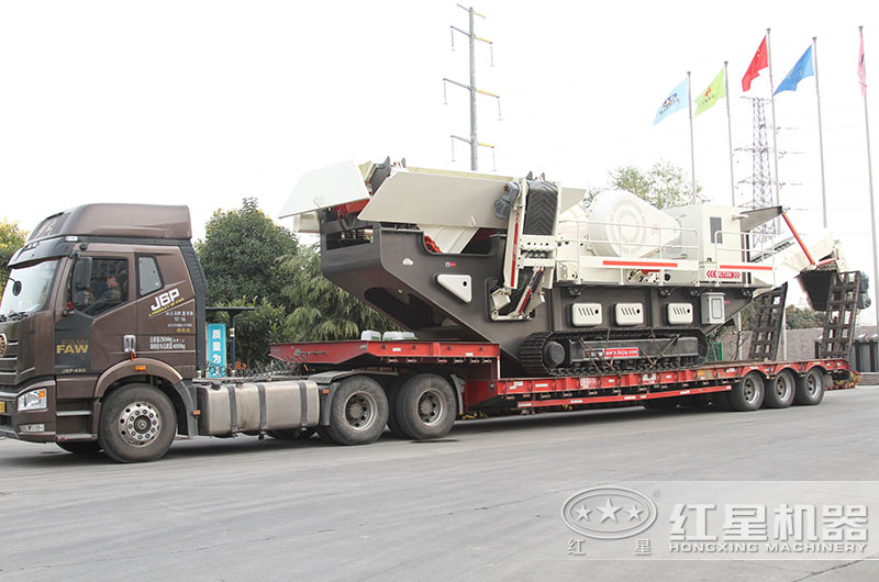 移動(dòng)履帶一體式破碎機(jī)發(fā)往湖南 移動(dòng)履帶一體式破碎機(jī)發(fā)往湖南