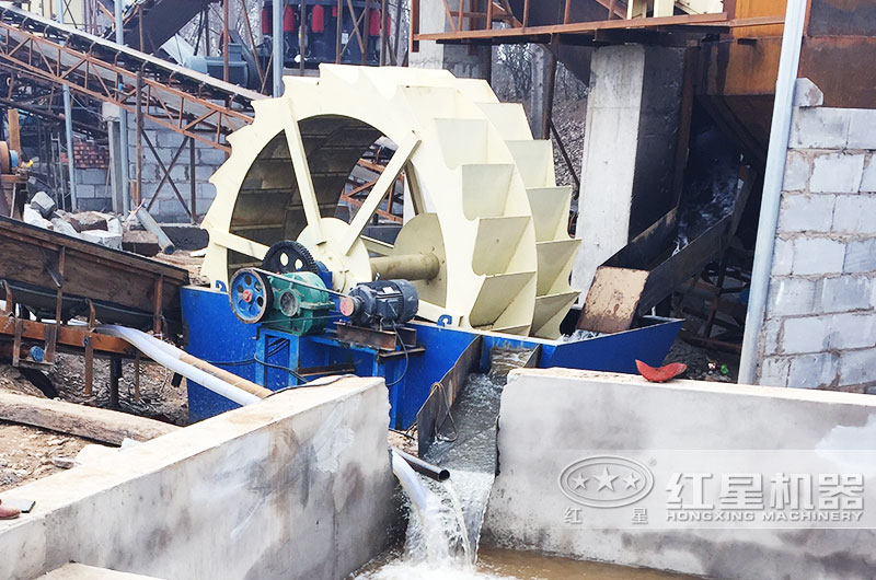 輪式洗砂機生產(chǎn)現(xiàn)場圖 輪式洗砂機生產(chǎn)現(xiàn)場圖