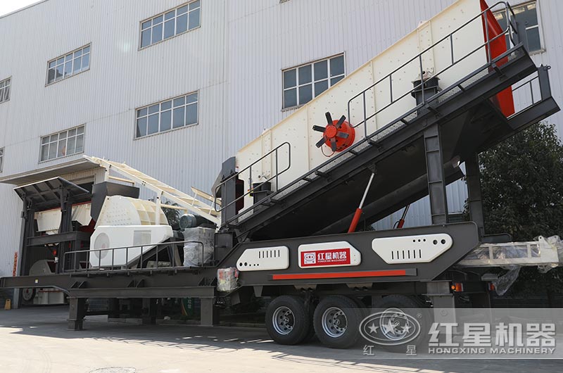 大型移動式破碎機設(shè)備圖片 大型移動式破碎機設(shè)備圖片