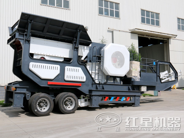 新一代移動(dòng)碎石機(jī) 新一代移動(dòng)碎石機(jī)