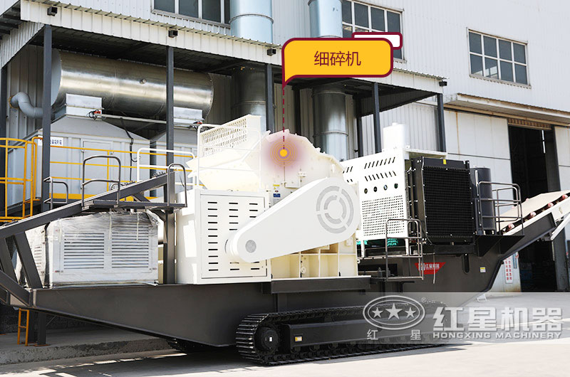 履帶式移動(dòng)煤矸石碎沙機(jī):一鍵遙控更智能 履帶式移動(dòng)煤矸石碎沙機(jī):一鍵遙控更智能