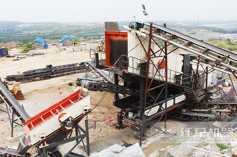 移動式大型砂石料生產線 移動式大型砂石料生產線