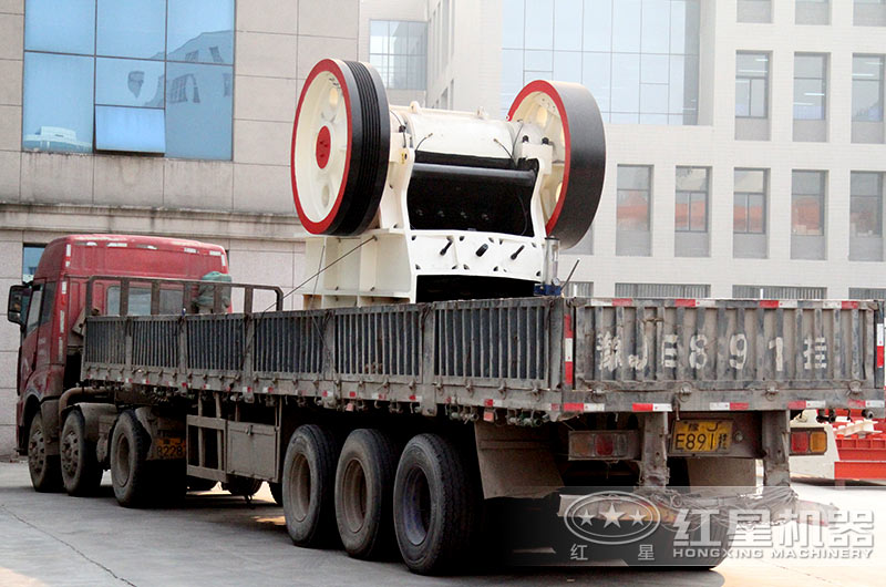 巖石破碎機設備發貨圖 巖石破碎機設備發貨圖