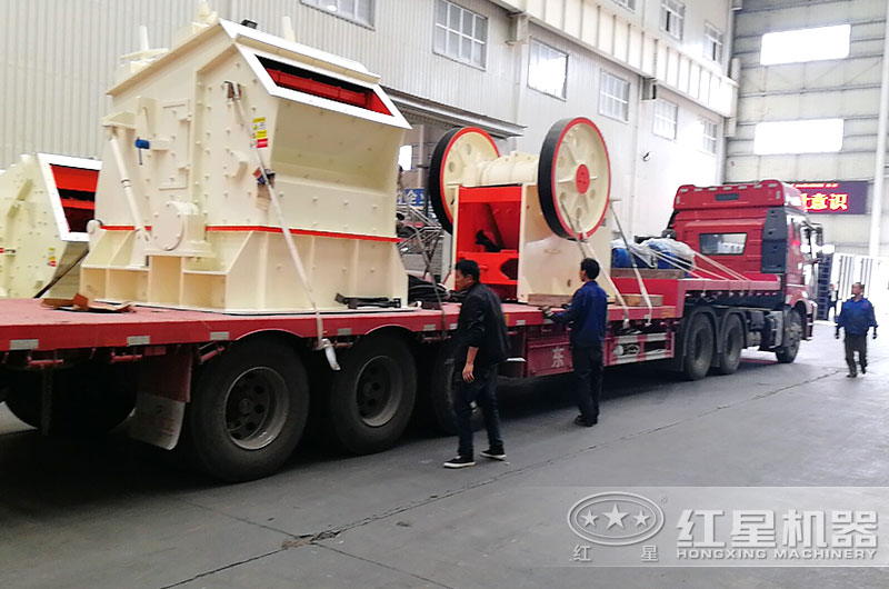 煤礦破碎機成套設備發(fā)貨 煤礦破碎機成套設備發(fā)貨