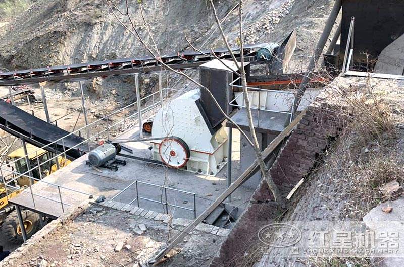 重錘式破碎機(jī)處理水泥塊一次成型 重錘式破碎機(jī)處理水泥塊一次成型