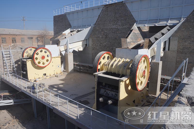 河北時產700噸破碎生產線:顎式破碎機 河北時產700噸破碎生產線:顎式破碎機