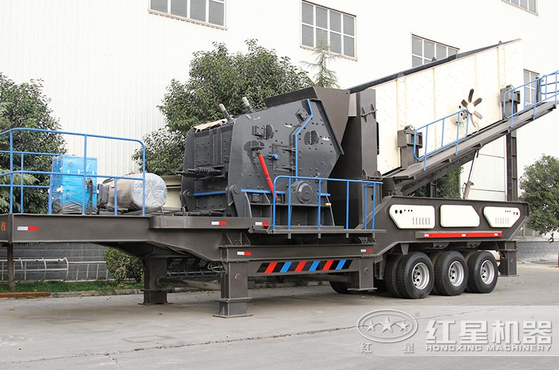 移動(dòng)反擊式破碎機(jī)設(shè)備圖片 移動(dòng)反擊式破碎機(jī)設(shè)備圖片