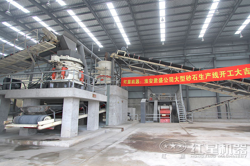 大型破碎石子機(jī)作業(yè)現(xiàn)場(chǎng)圖 大型破碎石子機(jī)作業(yè)現(xiàn)場(chǎng)圖