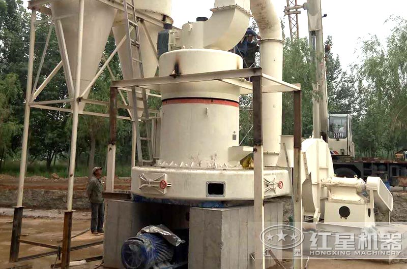 云母粉磨粉生產(chǎn)現(xiàn)場圖片 云母粉磨粉生產(chǎn)現(xiàn)場圖片