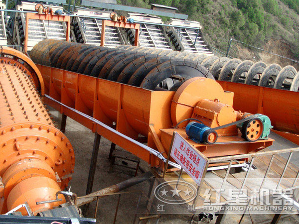 螺旋分級機現(xiàn)場圖 螺旋分級機現(xiàn)場圖