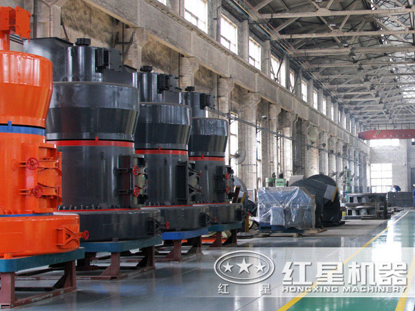 新型雷蒙磨粉機(jī)器價格實(shí)惠