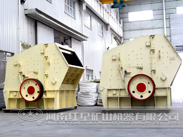 新型反擊式破碎機(jī)性能 新型反擊式破碎機(jī)性能