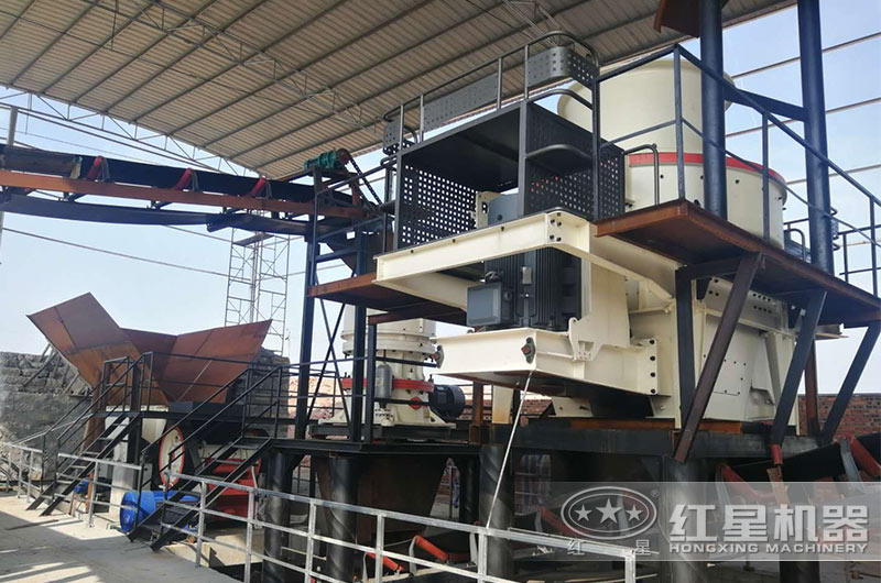 固定式制沙生產(chǎn)線(xiàn)現(xiàn)場(chǎng) 固定式制沙生產(chǎn)線(xiàn)現(xiàn)場(chǎng)