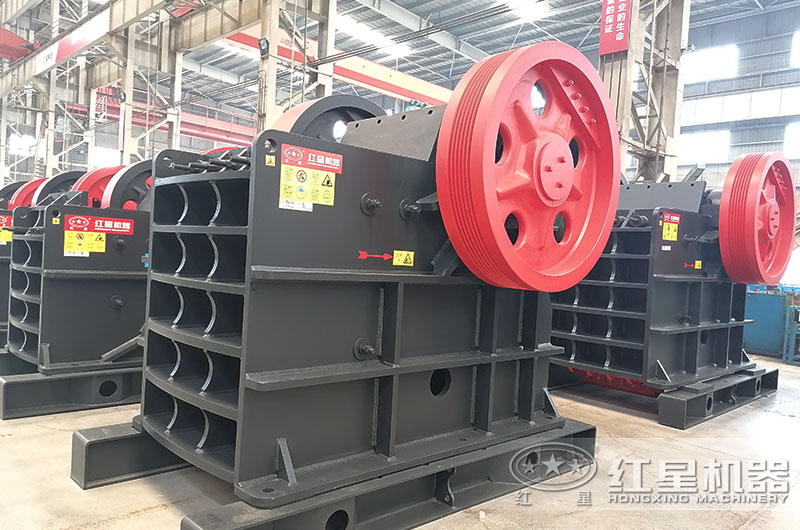 小型鄂破機(jī) 小型鄂破機(jī)