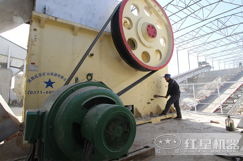 鄂式破碎機維護(hù)保養(yǎng)